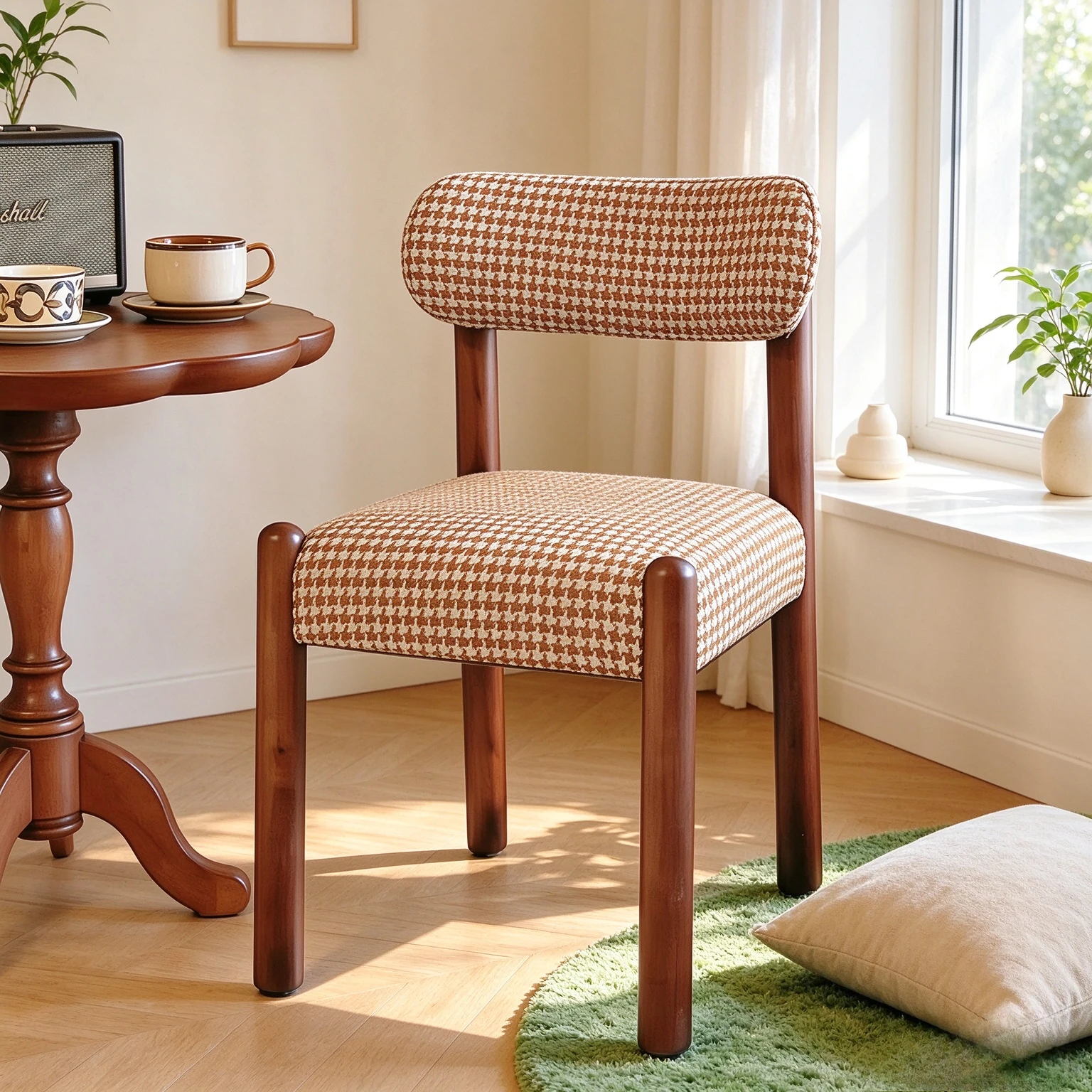 Solid Wood Upholstered Dining Chair, Retro Fabric Cushion Seat for Cafe, Dining Room, Bedroom Vanity and Small Apartment Seating