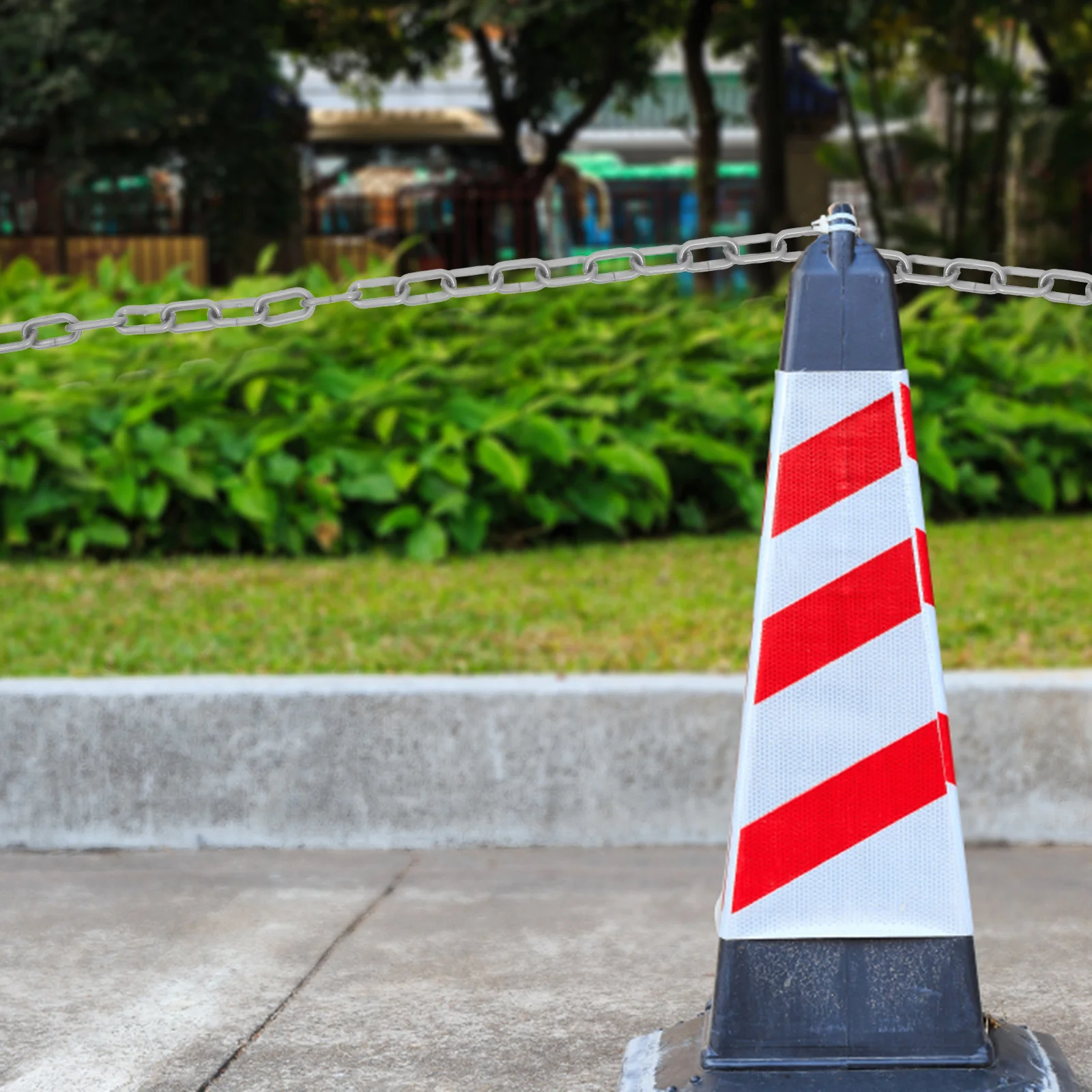 

Plastic Chain 3 Meter Warning Link Chain Safety Barrier Coil for Parking Lot Crowd Control Traffic