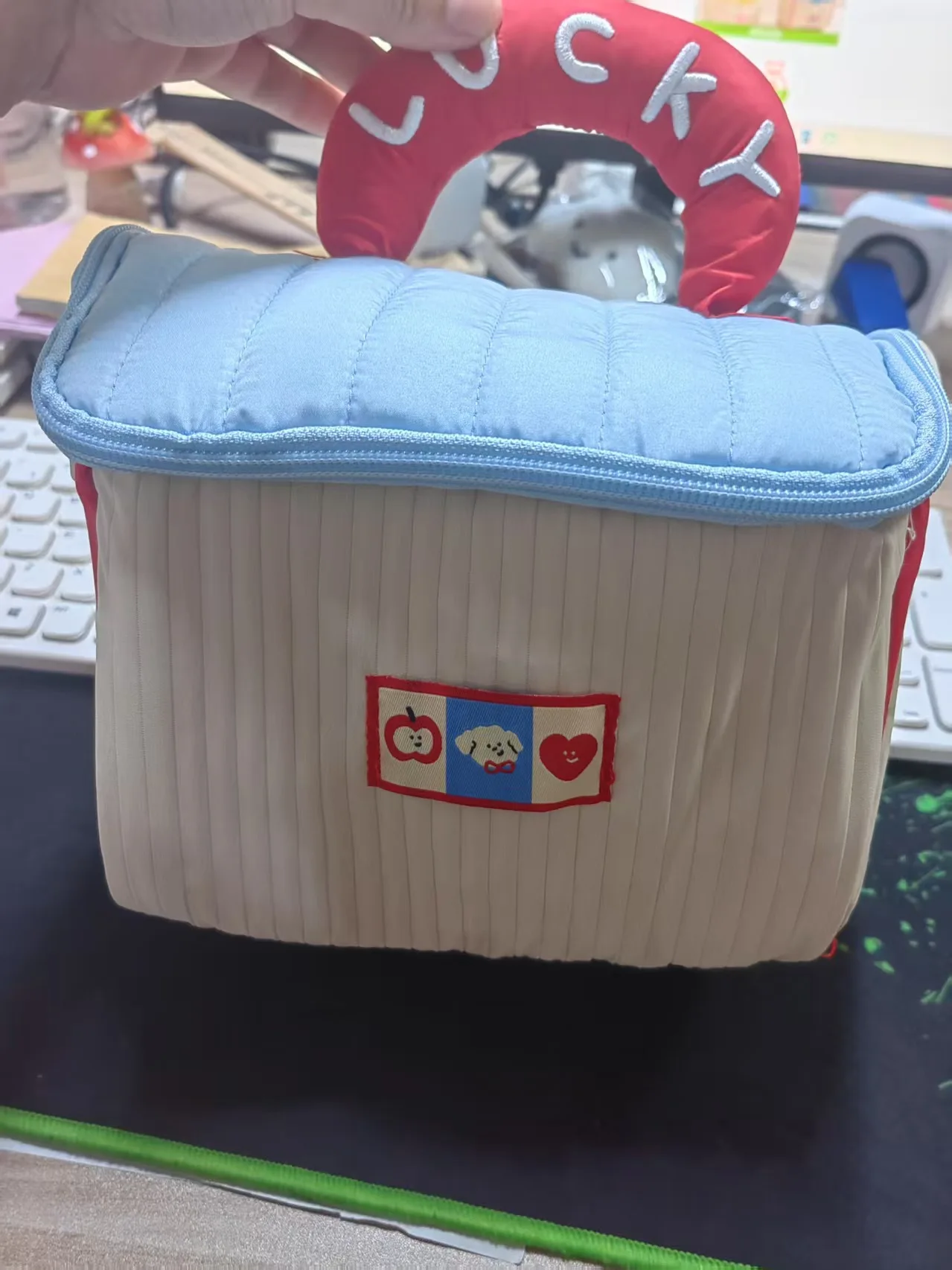 Cute Cartoon Pattern Cosmetic Bag Niche Design Portable Travel Makeup Pouch Organizer Bag for Toiletry Storage Daily Outdoor Use