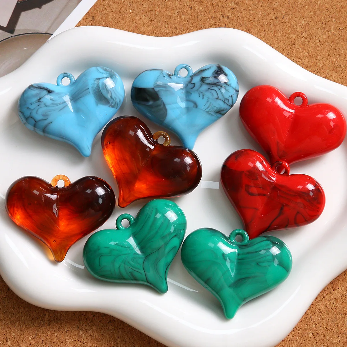 6 Stück/Set Bunte Harz-Herzanhänger 35x44mm für DIY Schmuckherstellung Schlüsselanhänger Halskette Ohrringe Zubehör – Detail 5
