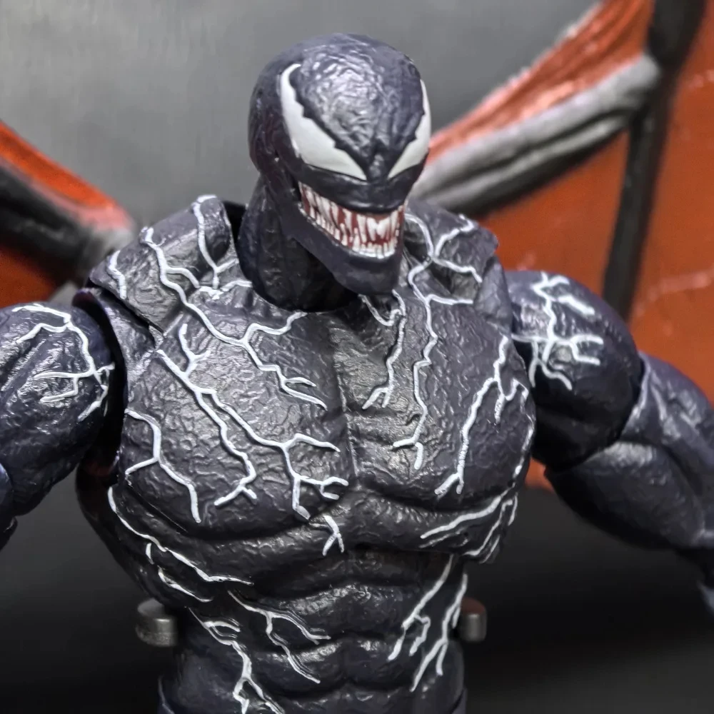 New SHF Venom 2 With Wings Symbiotic Marvel Universe Extraordinary Spider Man Venom action figure Mobile Christmas Toy gifts