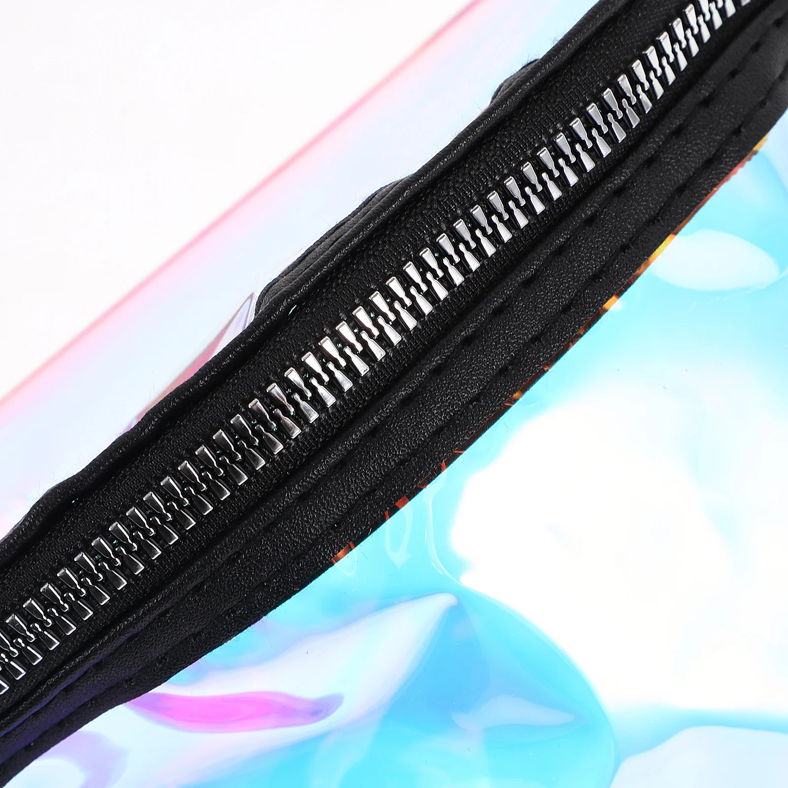 Women Fanny Pack Waterproof Waist Bag Portable PU Material Adjustable Belt for Travel Sports Outdoor Activities Phone Cash