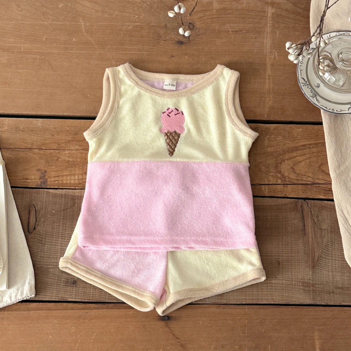 Toddler Baby Summer Outfit Contrast Color Stripe Ice Cream Embroidery Tank Tops and Shorts Set Suitable for Ages 0-3 Years Old