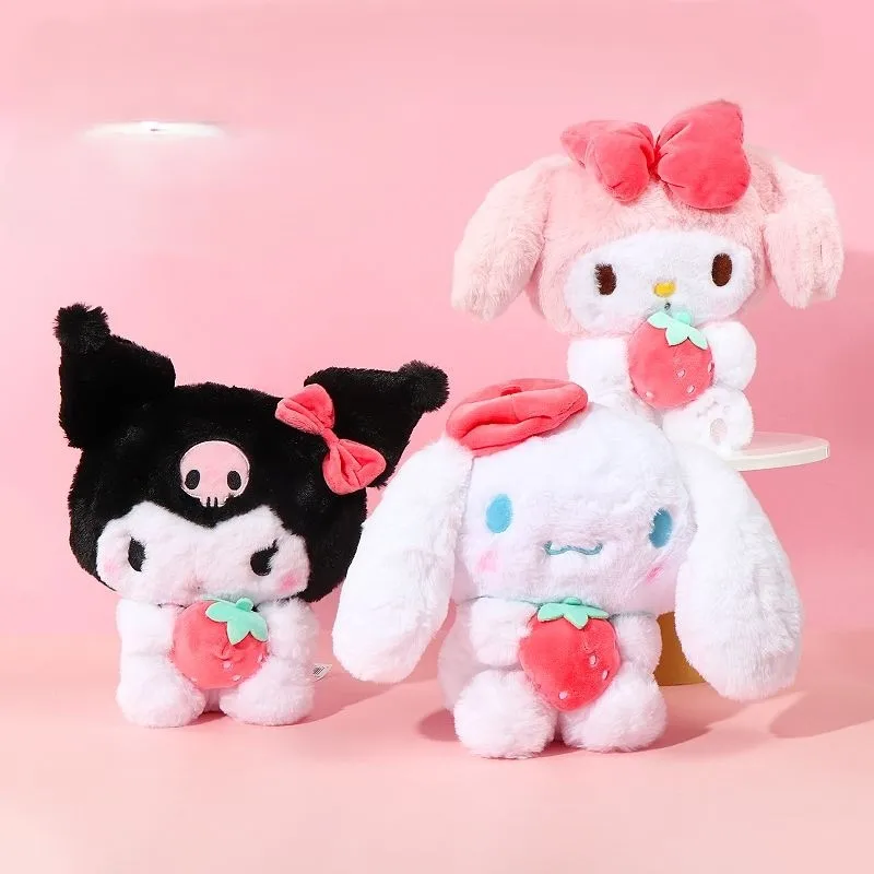 

Популярный продукт MINISO Sanrio Yuguigou, фигурка сидения с клубникой, милый мультяшный Куроми, плюшевый и мягкий подарок на день рождения