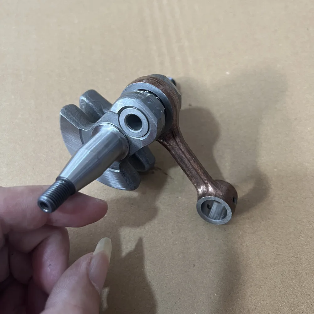 

Шатун коленчатого вала HUS 555 для бензопилы Husqvarna 555 556 560 HU560XP 560XP 560XPG 562 562XP 562XPG