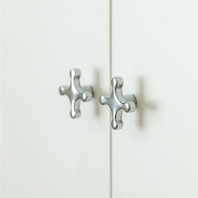 Retro Copper Cross Shaped Cabinet Door Handle Creative Simple Stylish Dressing Table Wardrobe Furniture Drawer Pulls