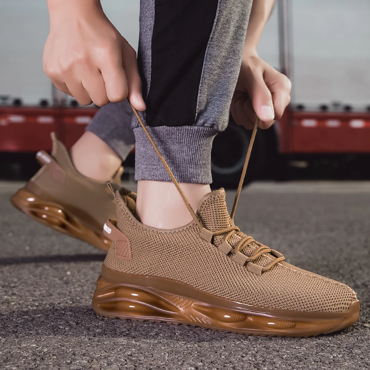 أحذية رياضية للركض للرجال أحذية رياضية كاجوال قابلة للتنفس باللون الأسود والبني والأبيض للتنس والمشي في الهواء الطلق واللياقة البدنية مقاس 39-46