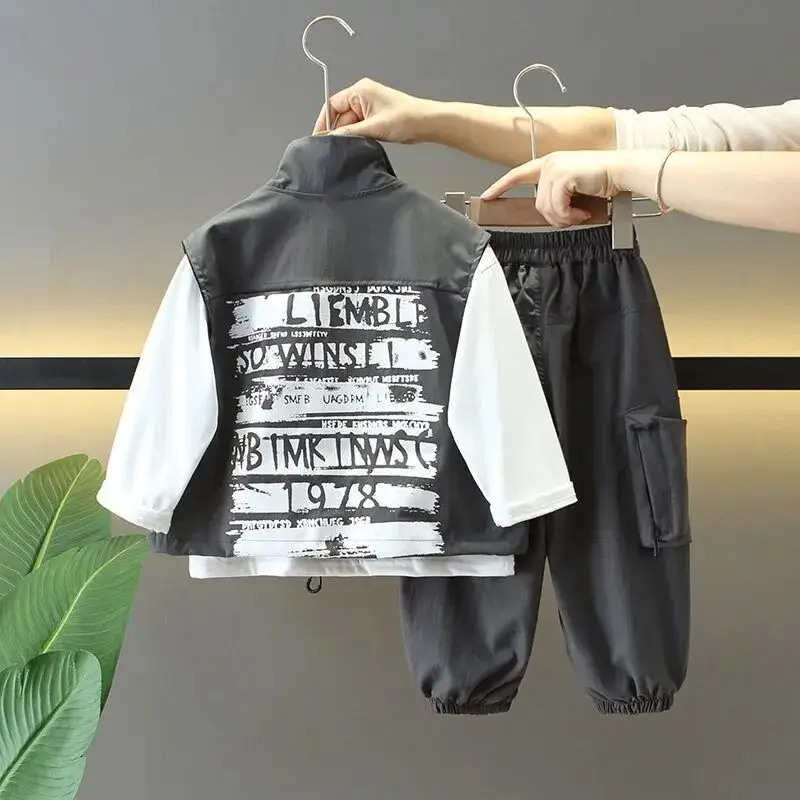 Children's Autumn Outfit Fashionable New Style Boys Casual Vest+T-shirt+Pants 3PCS Kids Clothing Set 90-150cm