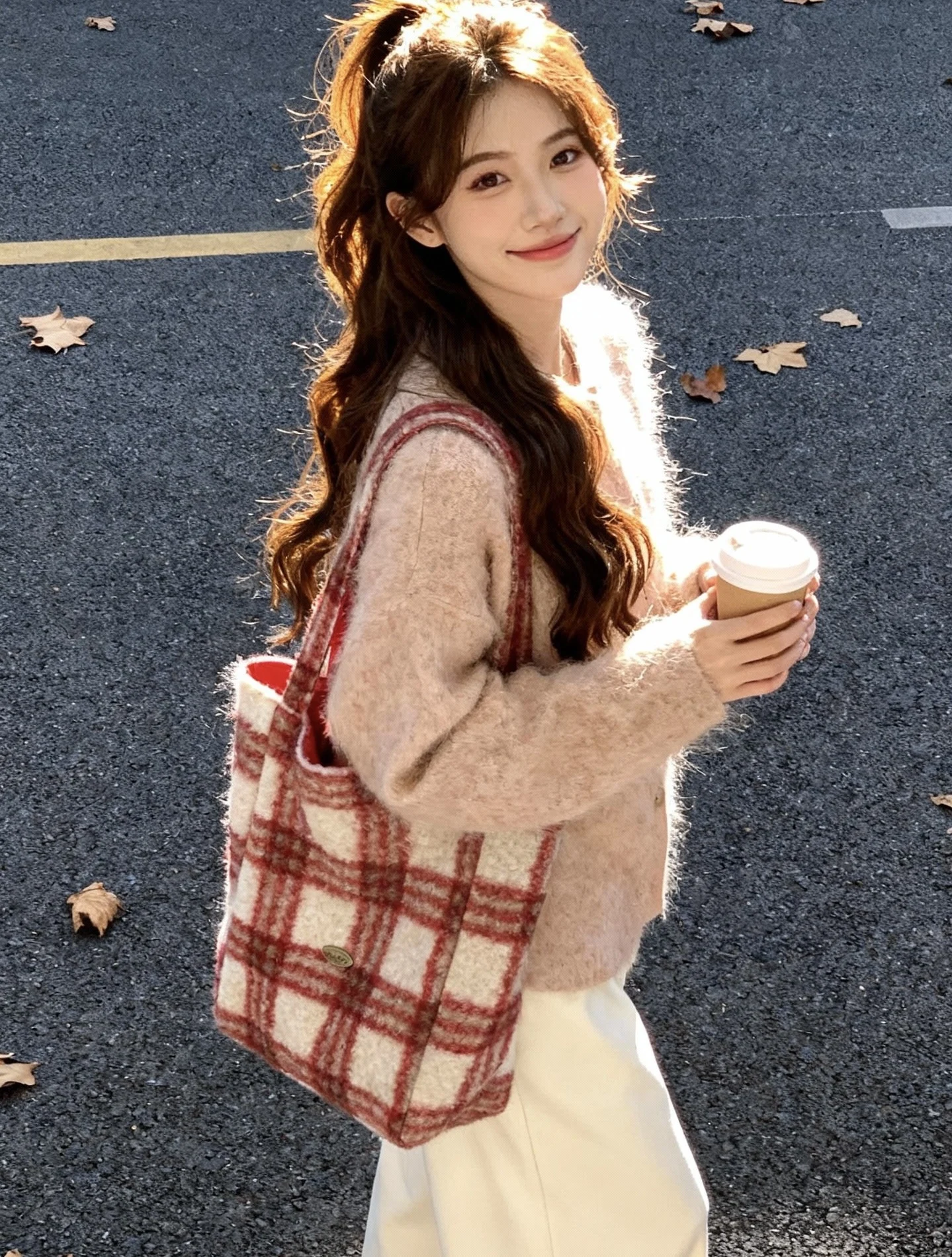 

Autumn Winter Woolen Tote Bag Women's Travel Large Capaci Single oulder Bag Commuter Bag Vintage Artistic Sle Soft Handle