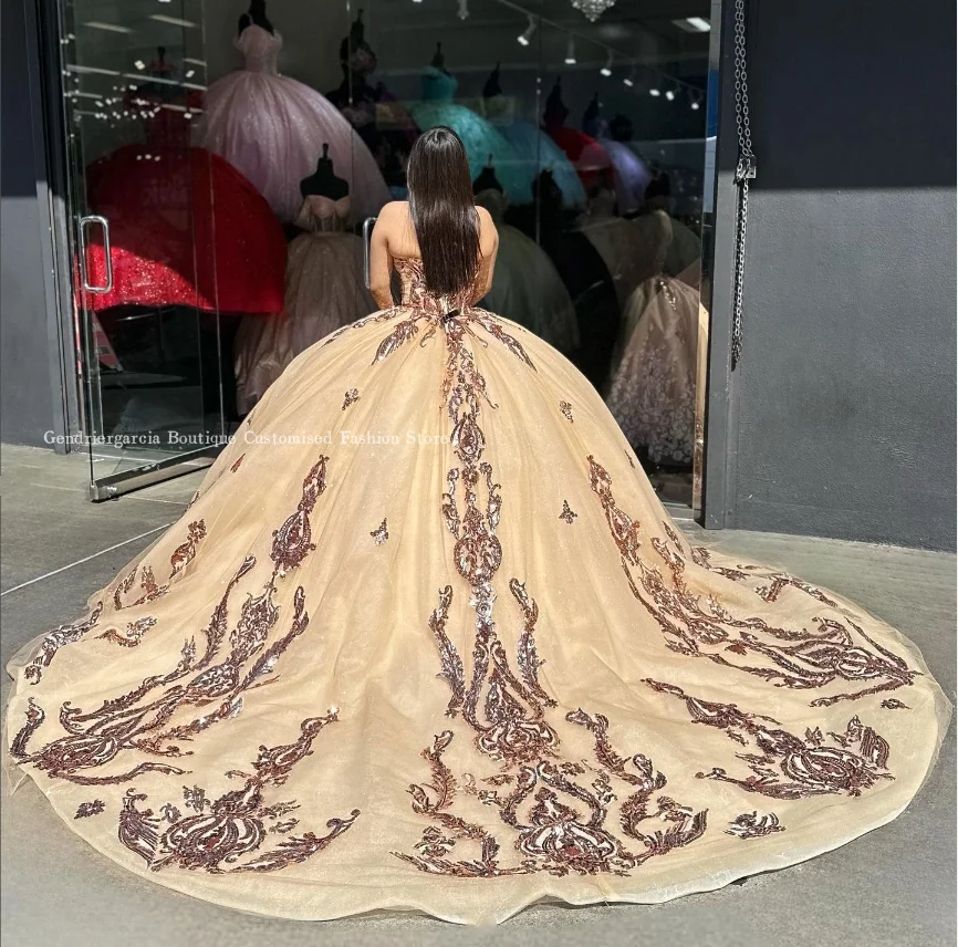 Ginger Princess Quinceanera Vestidos, Bainha querida, Apliques de renda, Poncho mexicano, XV envelhecido 2024, Luxo, 15