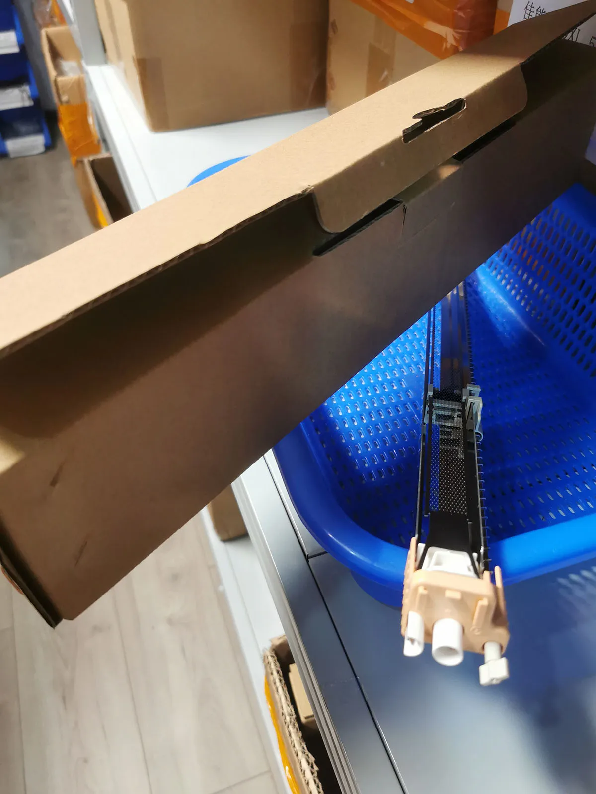 

1pcs. 013R00650 Compatible Charge Corona Unit Replacement for Xerox DC 240 250 242 252 DC240 550 560 570 C75 700 Digital Color