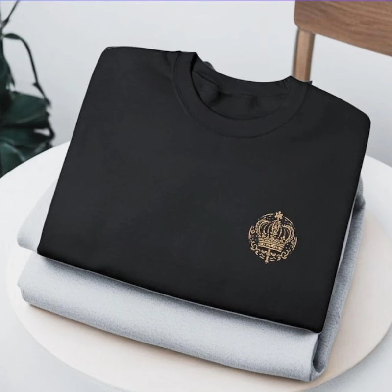 سويت شيرت Royal Crown برقبة دائرية، ملابس شارع بسيطة، رقبة دائرية، كاجوال مريحة للخريف والشتاء، ملابس علوية بغطاء للرأس حرارية