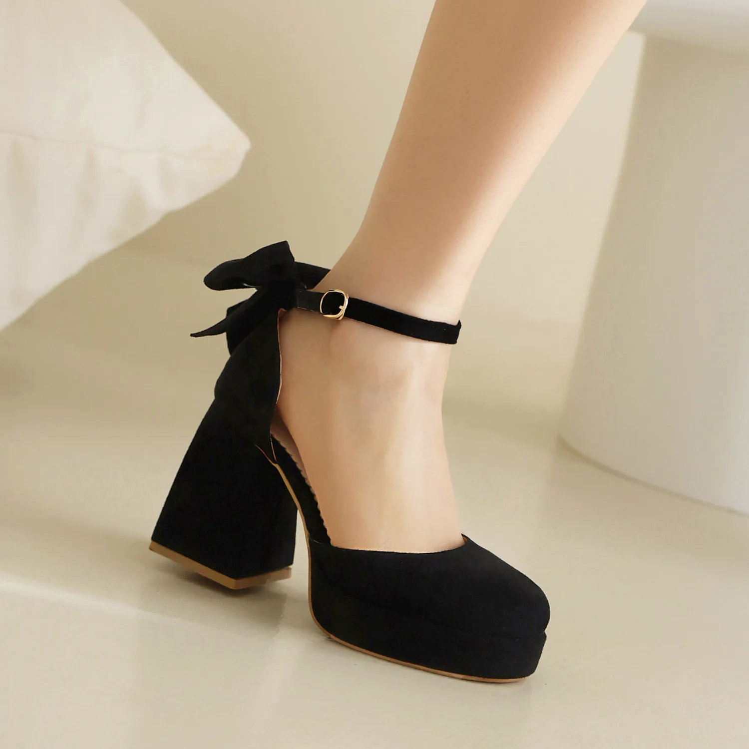 Clear Heels Buckle Strap Shallow Mouth Beige Heeled Sandals 2024 Summer Bow Shoes Black Velvet Low Comfort High Spring Girls But