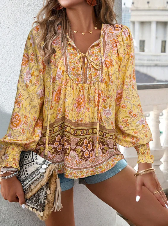 camicette da donna tendenza 2025 Primavera/Estate Bohemian Holiday Style stampato scollo a V Camicia a maniche lunghe con lacci per donna