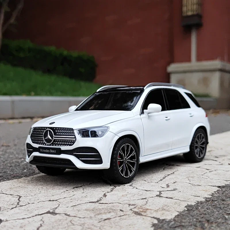 1:24 Mercedes-Benz GLE350 SUV Alloy Car Diecasts & Toy Vehicles Model samochodu Dźwięk i światło Pociągnij samochód Zabawki na prezenty dla dzieci C197