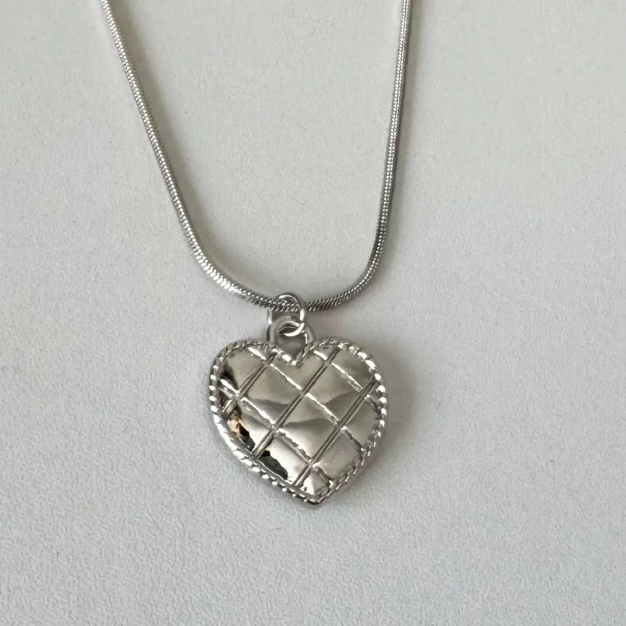 New stainless steel hydraulic heart pendant necklace, fashionable and versatile bracelet necklace pendant, titanium steel