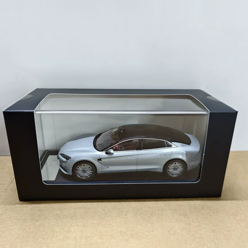 （Non-Opening Doors）Diecast 1:32 Scale BYD Yangwang U7 Coupe Alloy Car Model Simulation Toy Exquisite Gift Static Display
