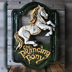 Longma Resin Crafts Modern Home Wall Art Decorations Lord of The The Prancing Pony and The Green Dragon Pub Signs Set