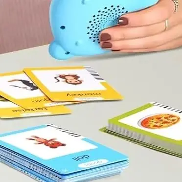 Schede flash parlanti per bambini per bambini di 3 anni Giocattoli sensoriali Montessori Flashcard 224 Parole visive Giocattolo educativo precoce Regali per bambini