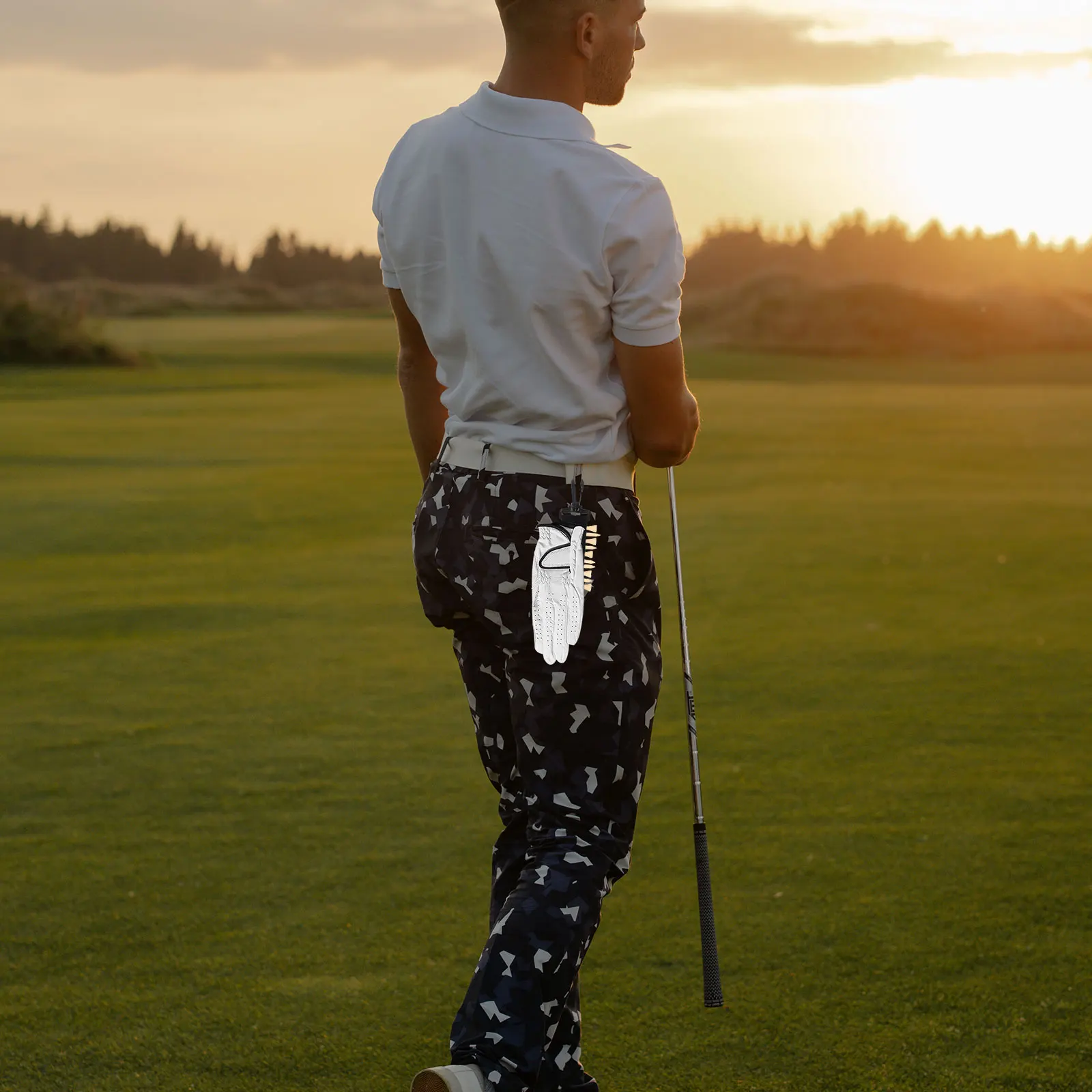 

1 set Golf Tee Holder Plastic Cloth Material Anti-Wear Fracture Resistant Portable Tees Organizer for Golfers Men Women Light