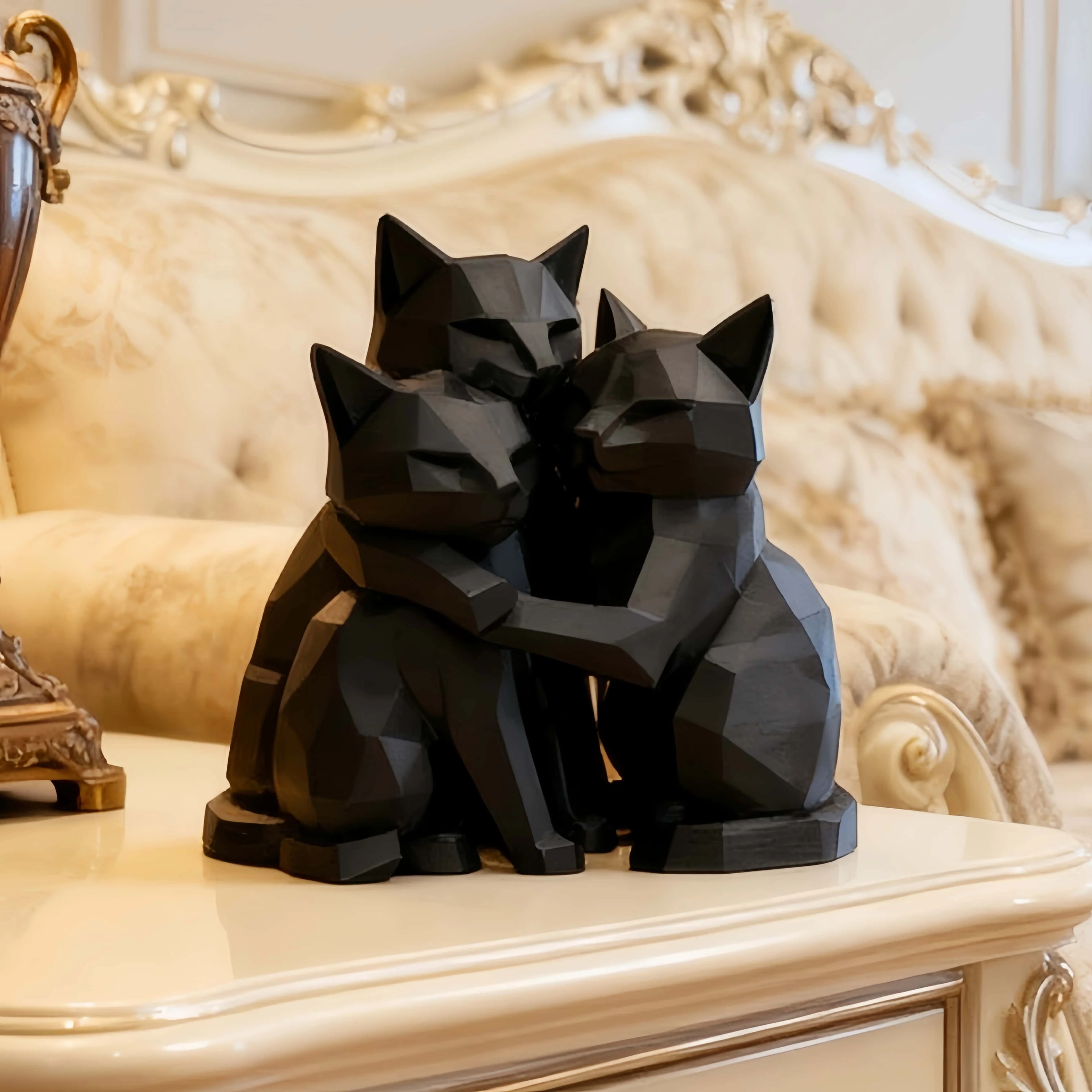 Geometric Hugging Cats Sculpture, Abstract 3 Cats Figurine, Modern Black Home Decor for Living Room Office Bedroom Cat Lovers