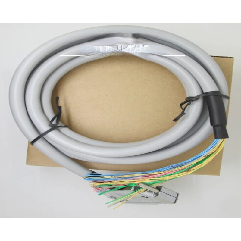 

Q32CBL-3M Q Series Communication Cable Q32CBL-5M Q32CBL-10M