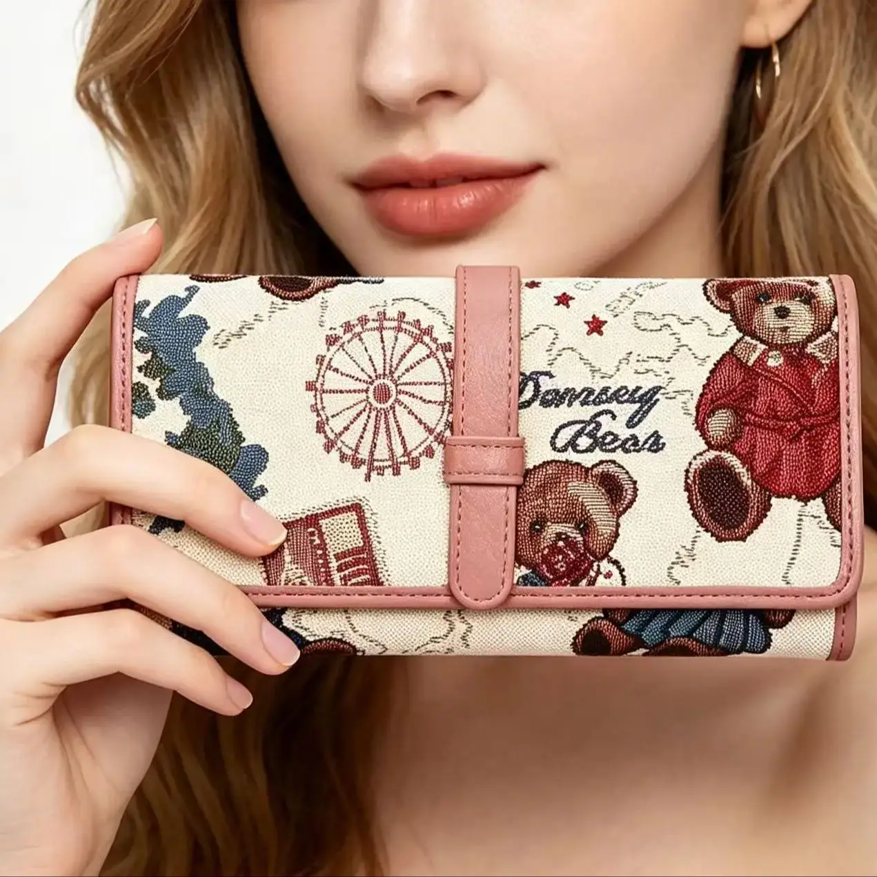 portafoglio-lungo-da-donna-danny-bear-cute-bear-pochette-leggera-in-tela-a-tre-ante-con-porta-carte