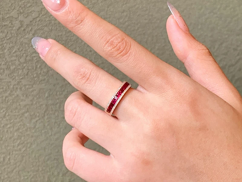 LUOWEND 100% 18K Rose Gold แหวนเพชรเงาแหวนทับทิมธรรมชาติหรูหราคลาสสิกออกแบบเครื่องประดับอัญมณีสําหรับผู้หญิง