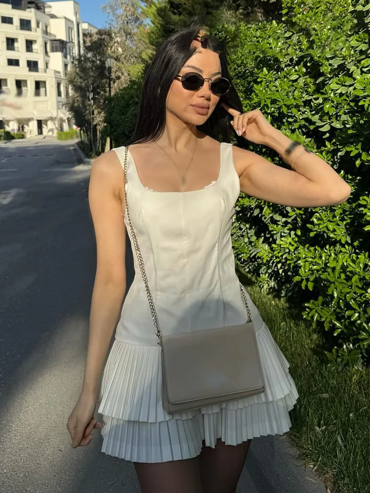 

HH Woman Summer High Street Slim Short Dress Pleated Dress Women Elegant Square Collar Sleeveless Solid Mini Dress 3 Color