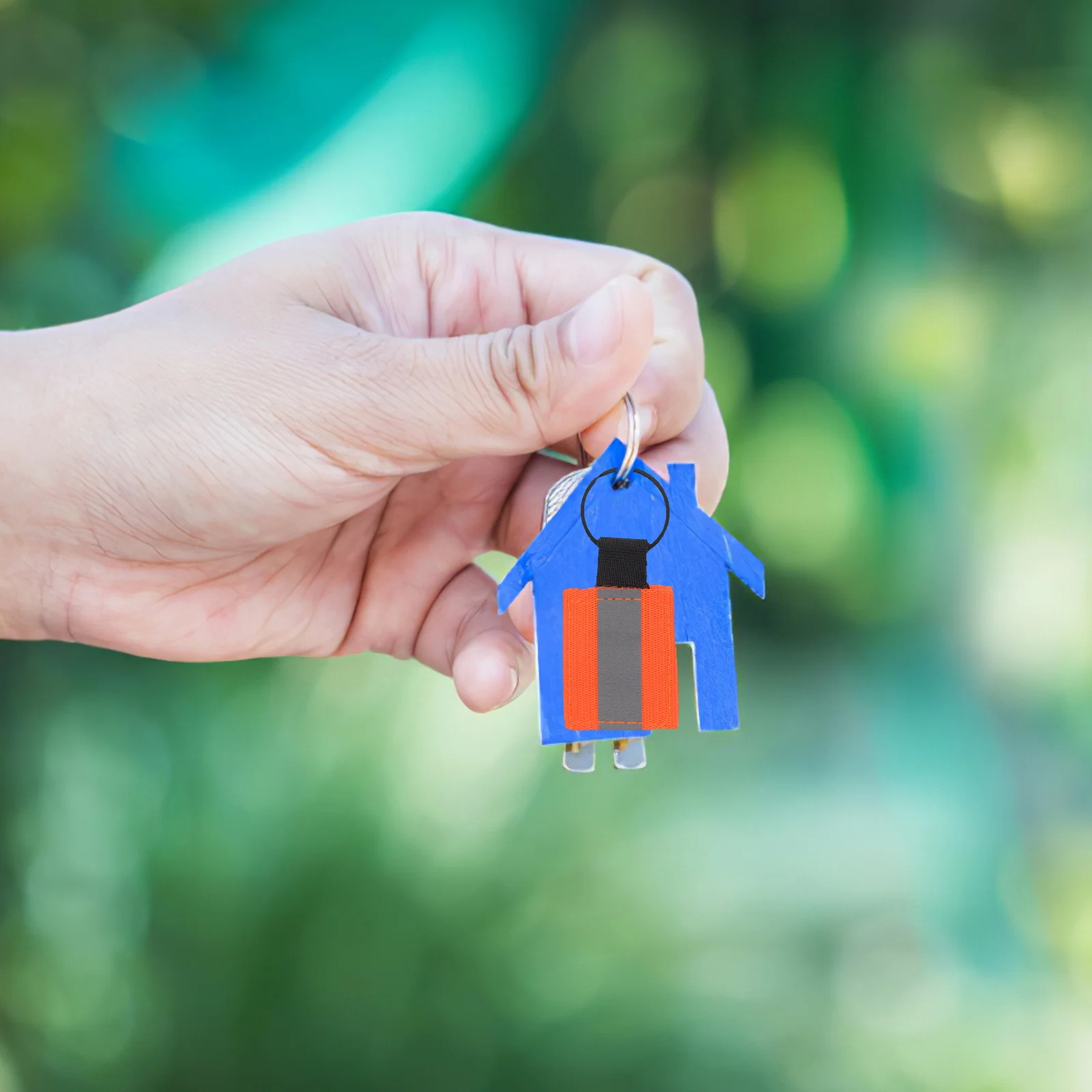 

10pcs Reflective Keychain Tags Lightweight Hanging Pendants For Backpack Bike Purse Safety Gear Night Out Camping Hiking Decor