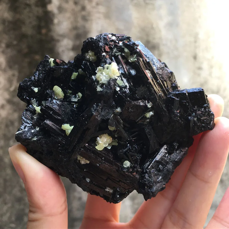 Turmalina Negra Natural de Namibia de 303g con Simbiosis de Mica, Espécimen Mineral, Cristal Curativo, Piedras Energéticas, Decoración para el Hogar, Colección