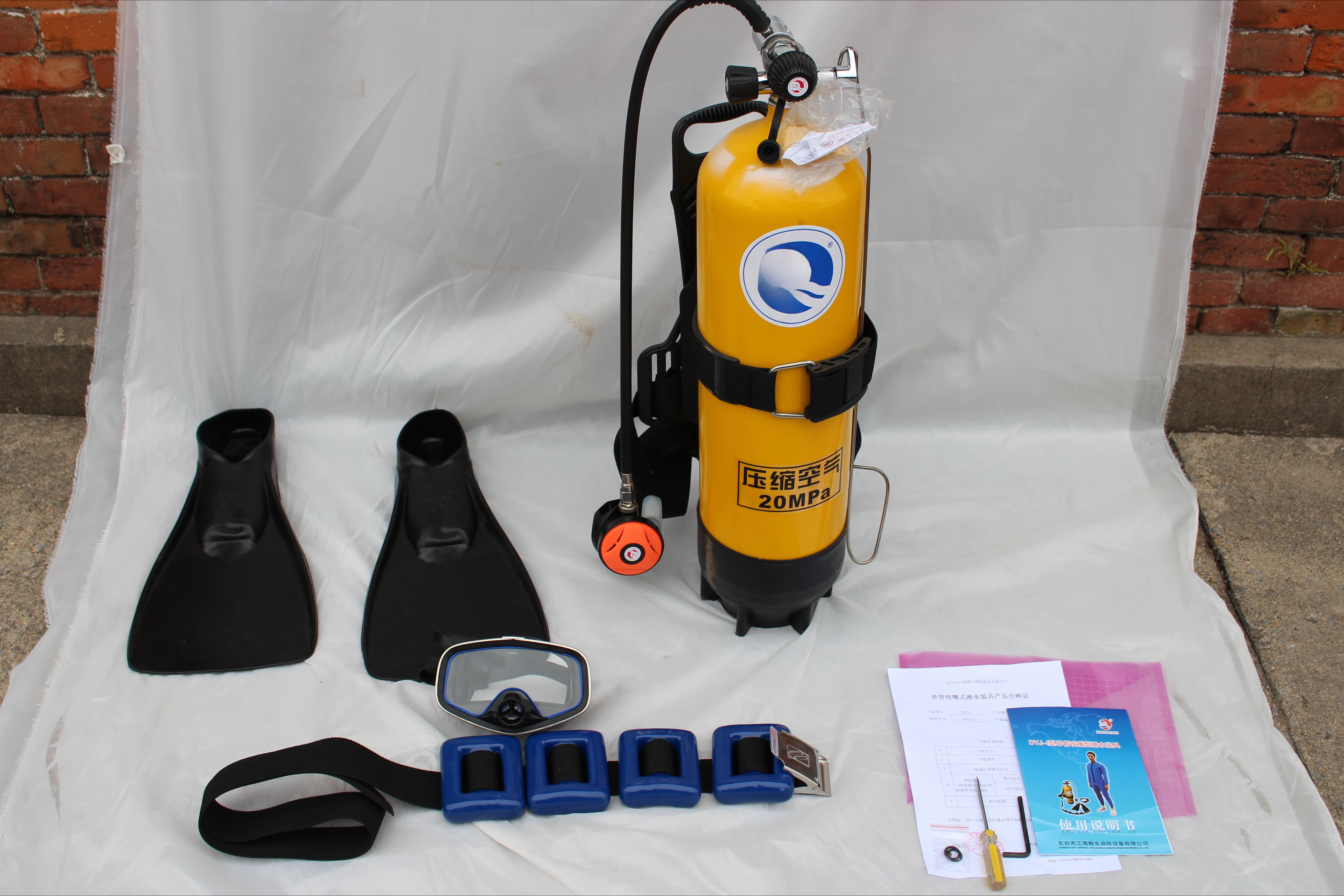 Hot Sale 12L Diving Breathing Apparatus Water Safety Product with Steel Cylinder