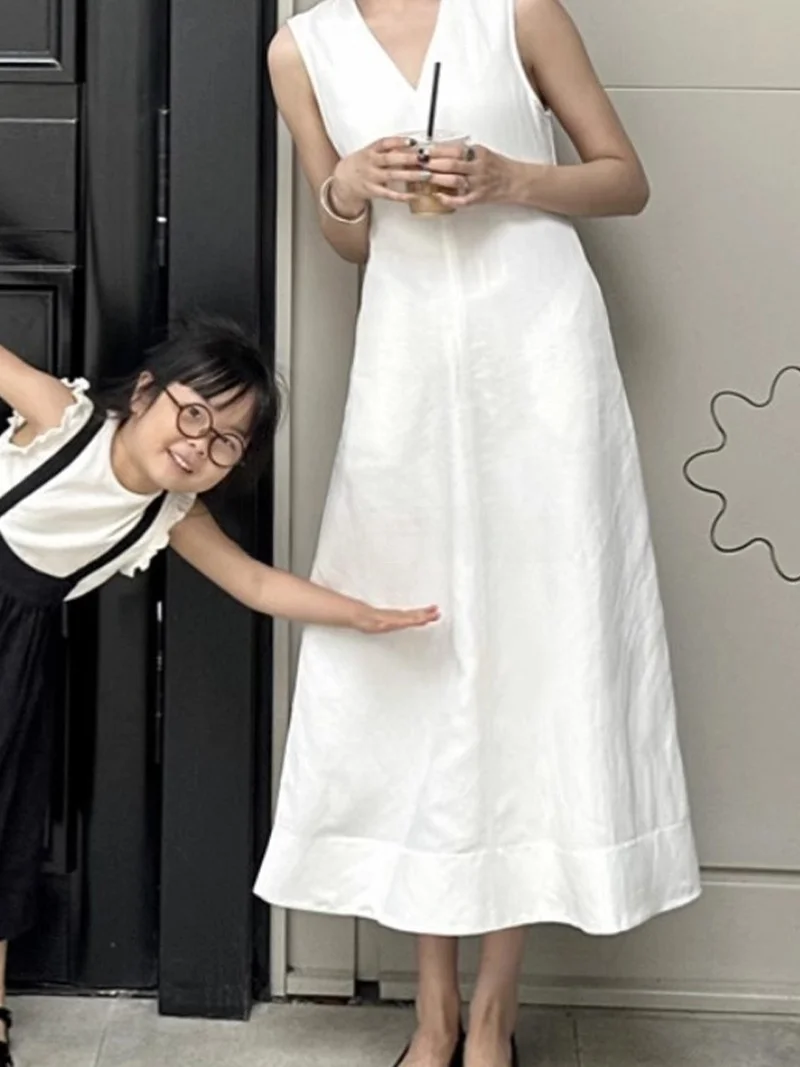 

ROUJE KEFSS White V-neck Waist-cinched Sleeveless Dress Women's Summer Vest Lazy Style A-line Long Dress