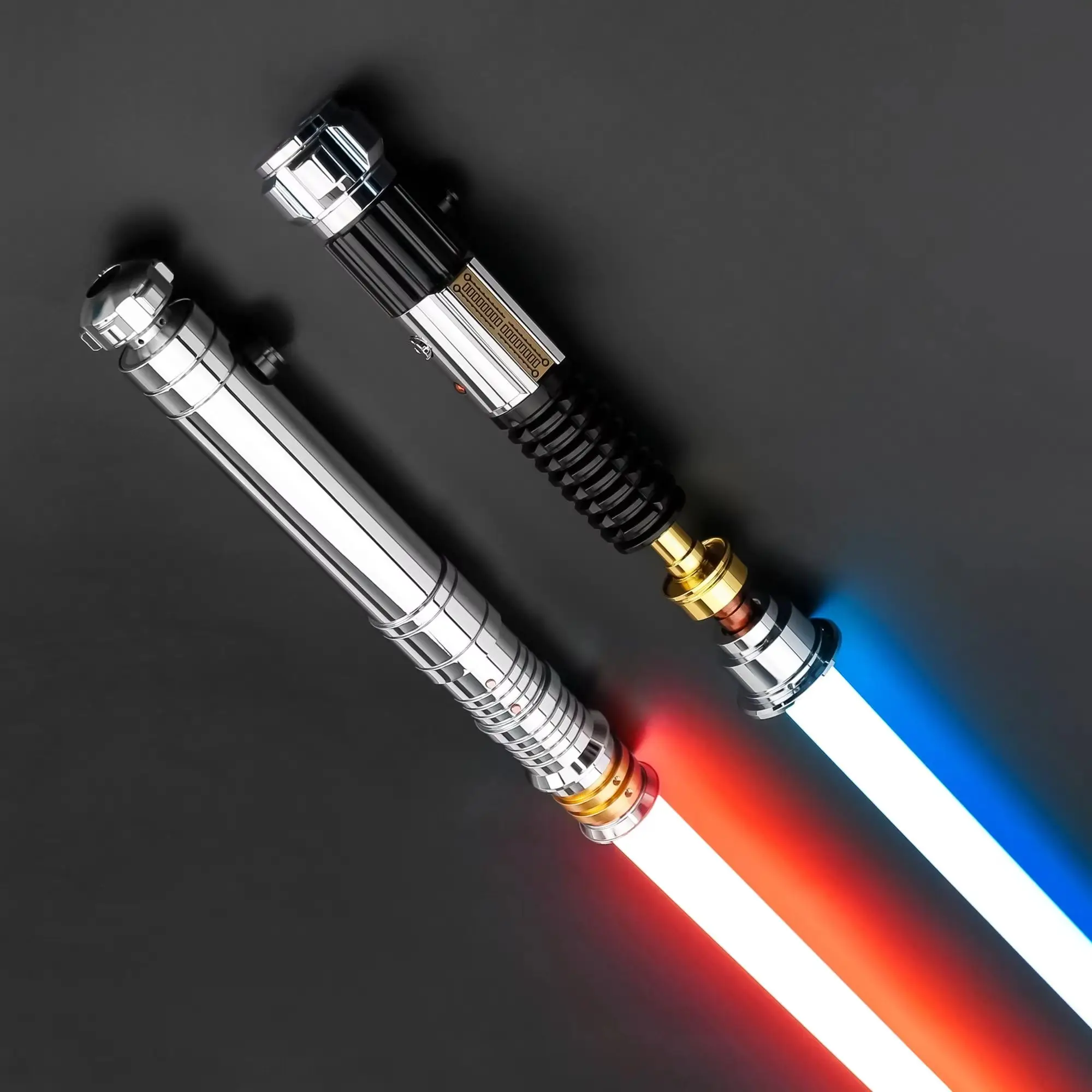 

TXQSABER OBW-EP3 RVS 2pcs Lightsaber SNV4PRO Skywalke Laster Combat Proffie JEDI 27sound Blaster Smooth Swing Metal Light Gift