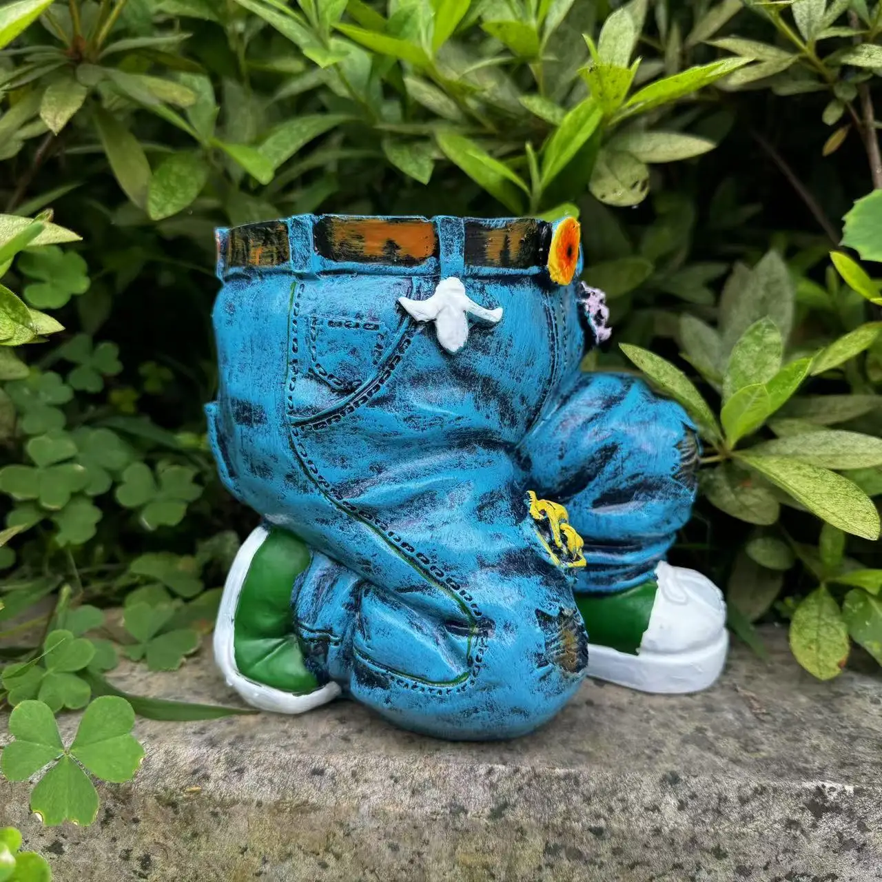 

1pc Jeans Pants Shape Flower Pot Resin Statue, Succulent Pot Flower Planter For Indoor Garden Yard Lawn Porch Patio Outdoor Deco