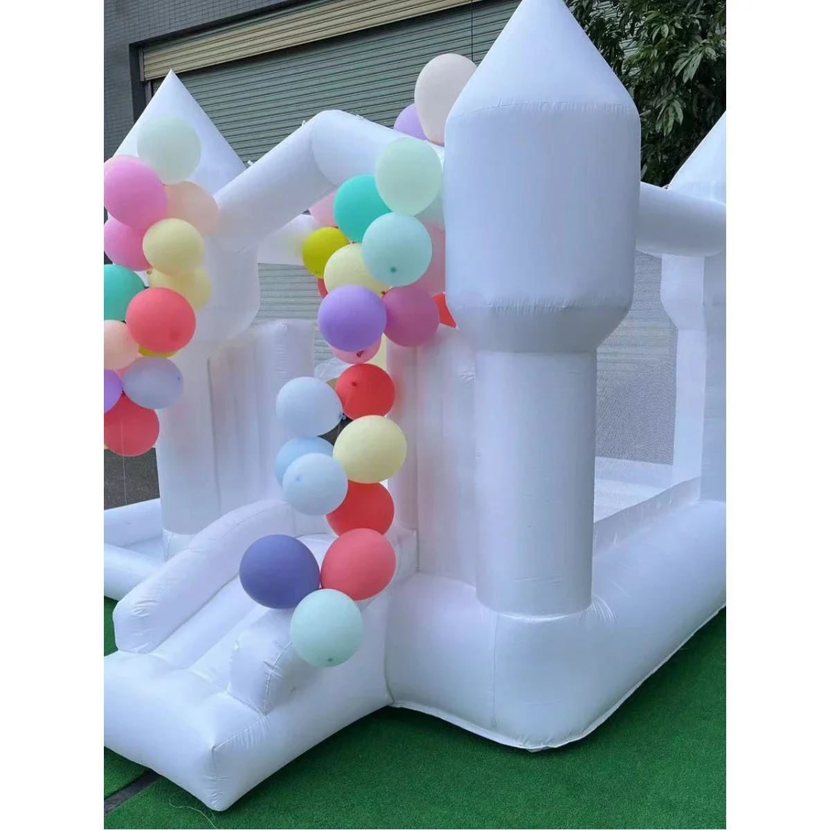 Small Inflatable castle trampoline with slide and ball pit Wedding party children birthday gift playground kids toy Jumping bed