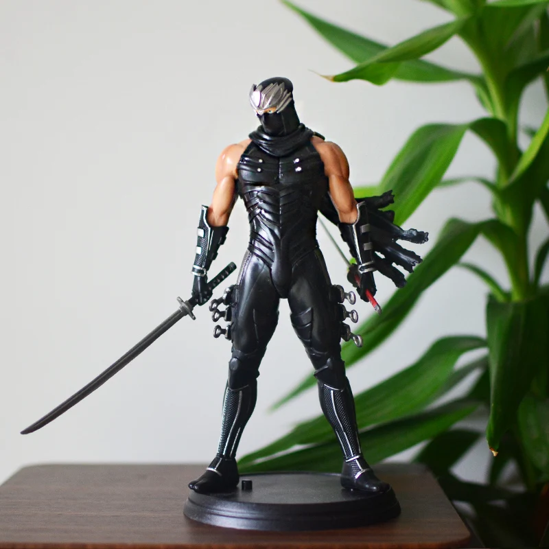 

Ninja Warrior Action Figure - 19cm Muscular Shinobi with Dual Swords - Collectible Model Statue for Home Decor & Display