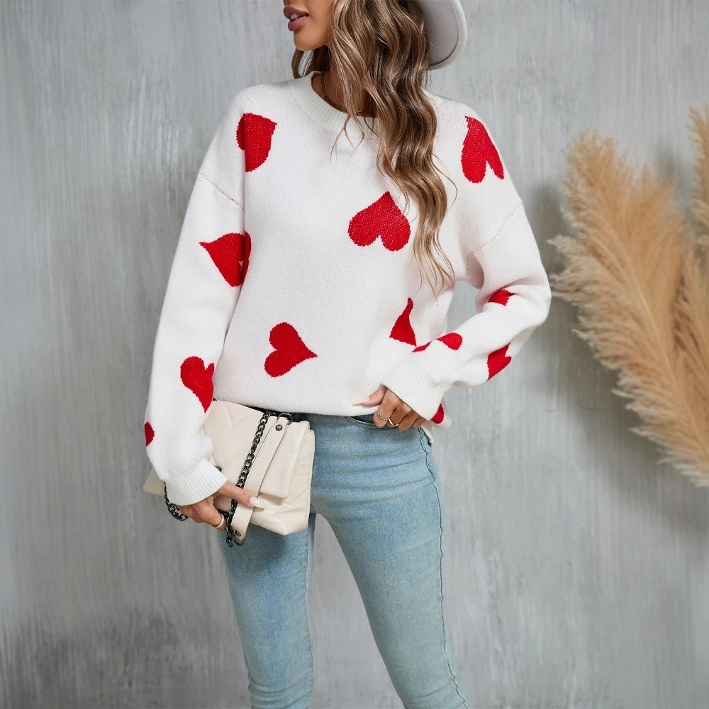 

Женский вязаный пуловер большого размера, свитер с круглым вырезом и маленьким сердечком, зимняя мода, тема любви на День святого Валентина