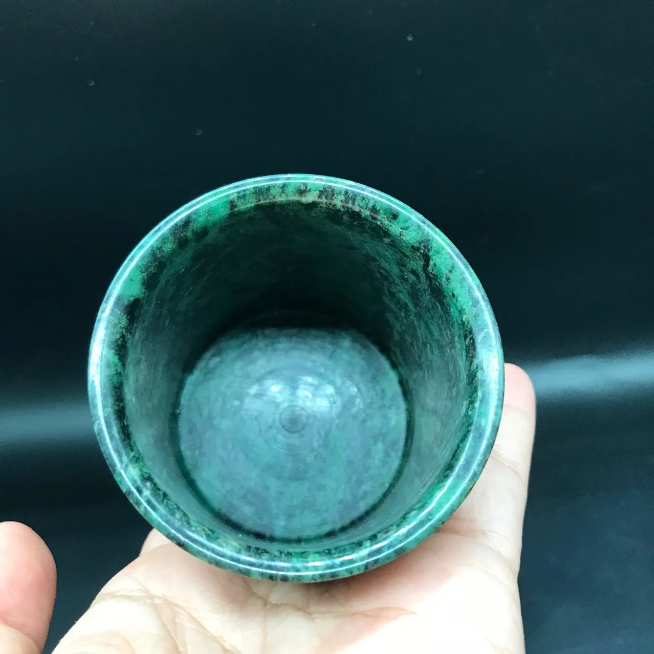 Natural Tibetan Jade Medicine Wang Shi Teacup Serpentine Jade Belt Magnetic Health Cup