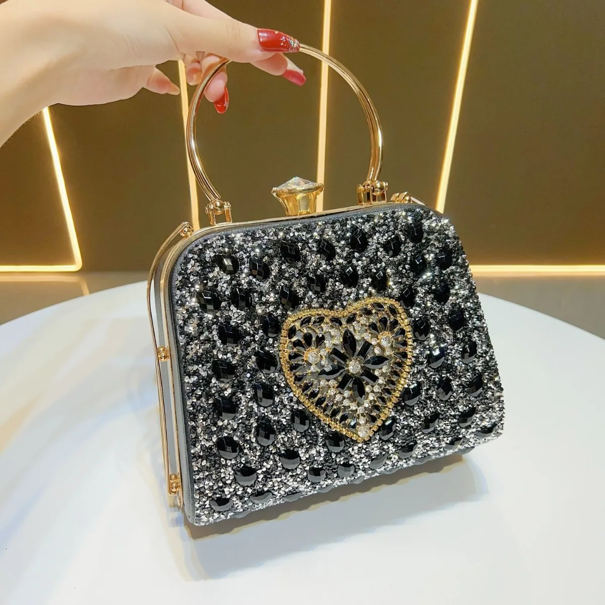 

Portable Ladies Handbag Fashion Premium Banquet Bag Wedding Clothing Crossbody Dinner Cartera De Fiestas Elegantes Handbag Woman