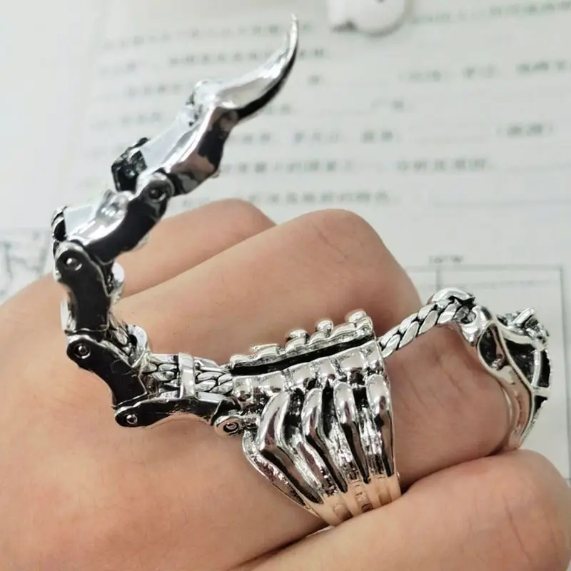 Klappringe – Der perfekte Goth-Ring für Männer, der wirklich überzeugt