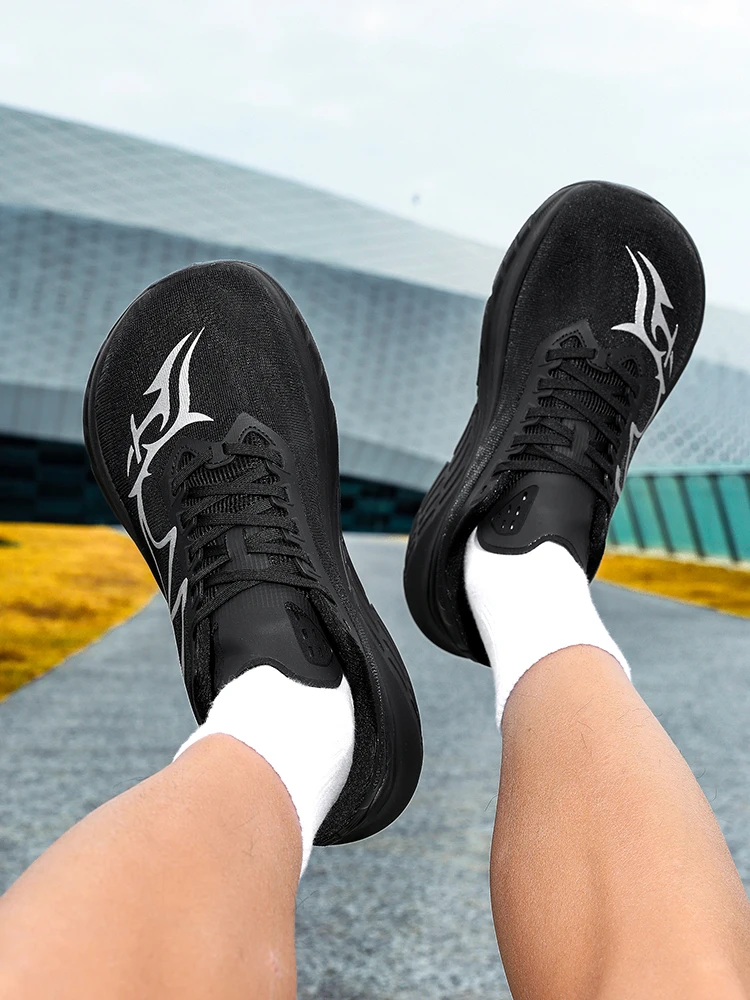 

Black plus Wide Width Men's Athletic Shoes Lightweight Breathable Mesh Cushioned Sole Anti-Slip for Long Distance Jogging And Ca