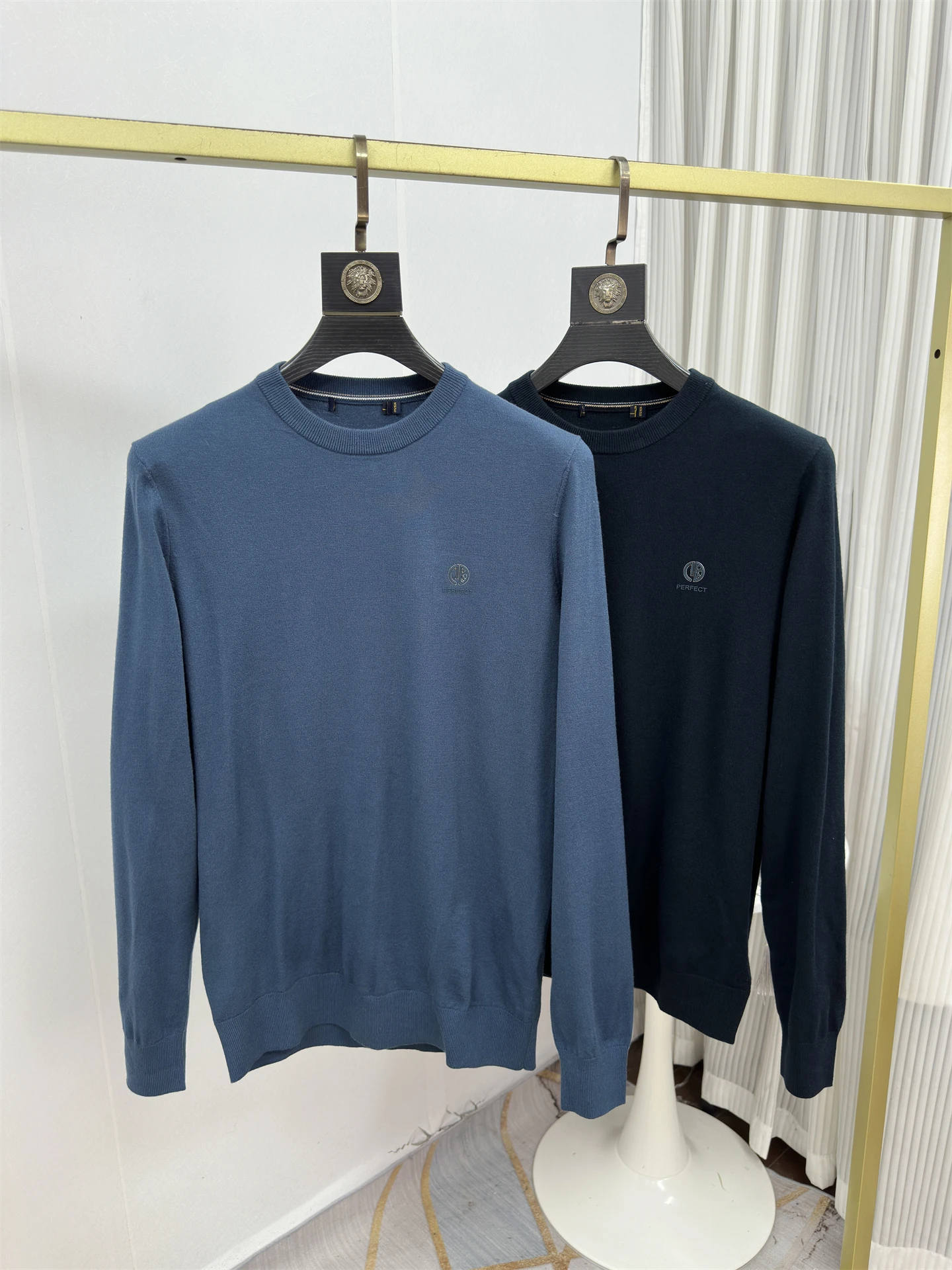 

Модный простой мужской вязаный свитер с круглым вырезом и длинным рукавом для повседневной носки, базовый слой, осенне-зимний, теплый, однотонный, с круглым вырезом