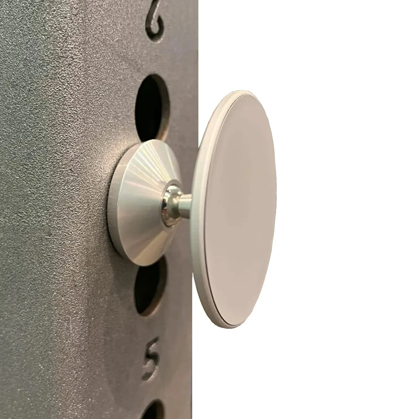 

Gym Mate Magnetic Phone Mount &Double-sided Magnetic Suction Phone Holder for MagSafe. Shoot Hands-Free Videos While Working Out