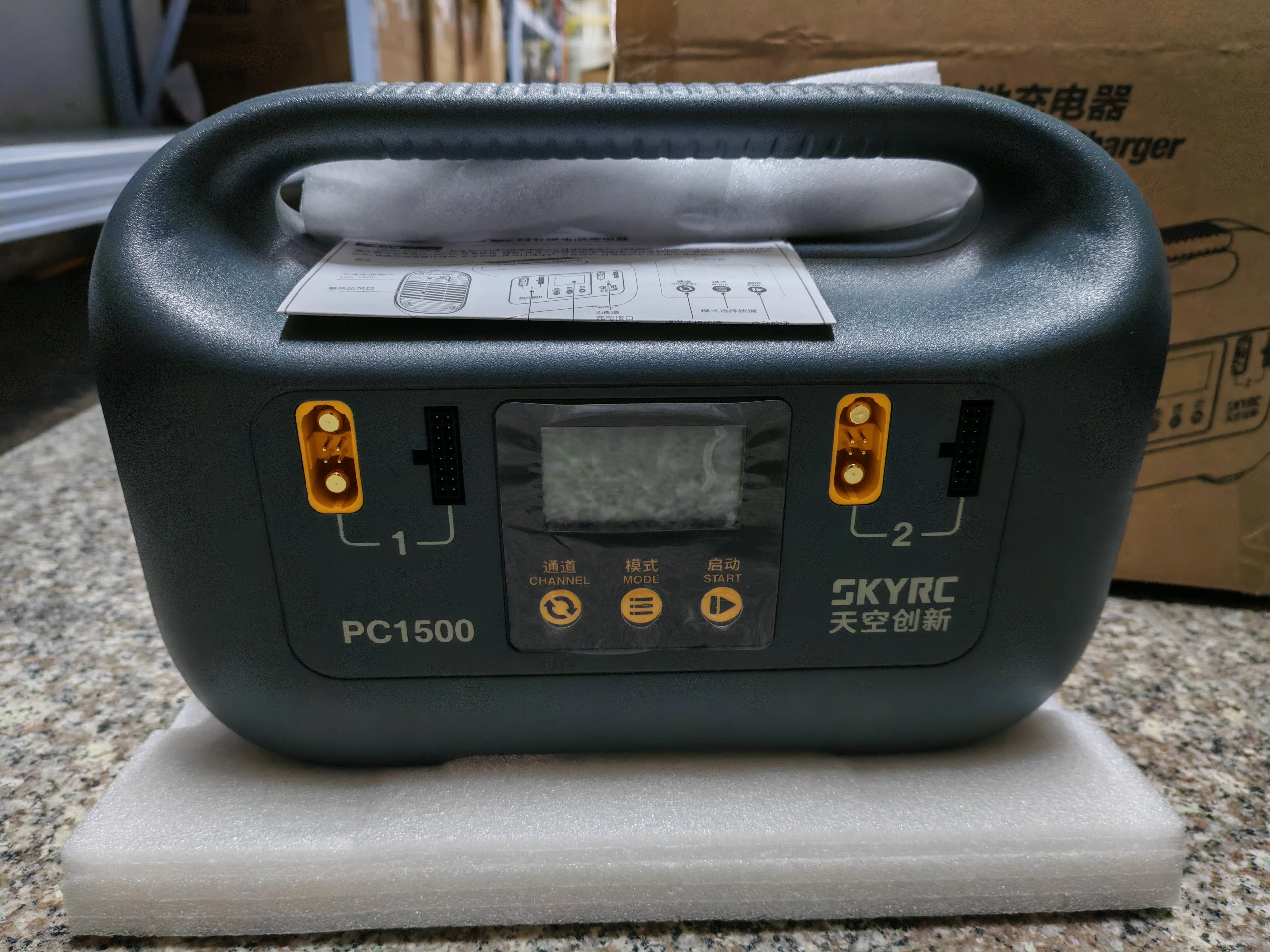 

SKYRC-Зарядное устройство для аккумуляторов 12 и 14s, PC1500 25А, 1500Вт