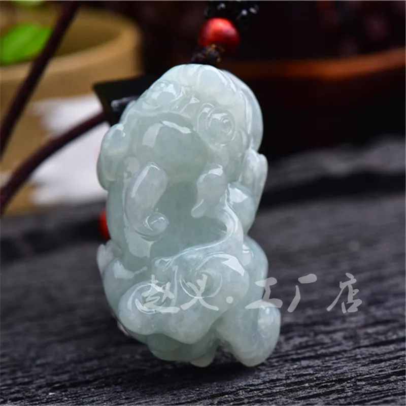 

AGoods Jade Light Green Pi Xiu Pendant Jade Crafts Jade Pendant