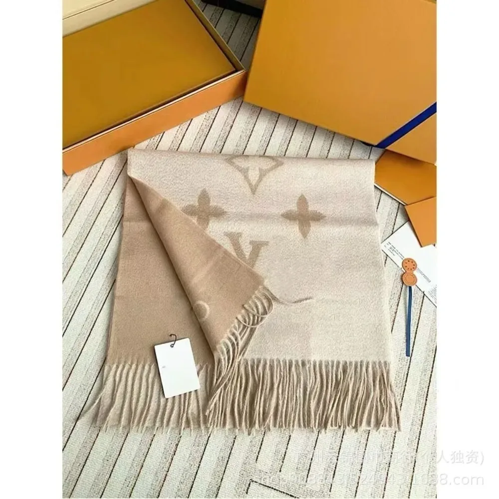 Bufanda clásica retro negra, gris y color té con leche, bufanda de cachemira, chal famoso en internet para mujer, bufanda cálida de lana