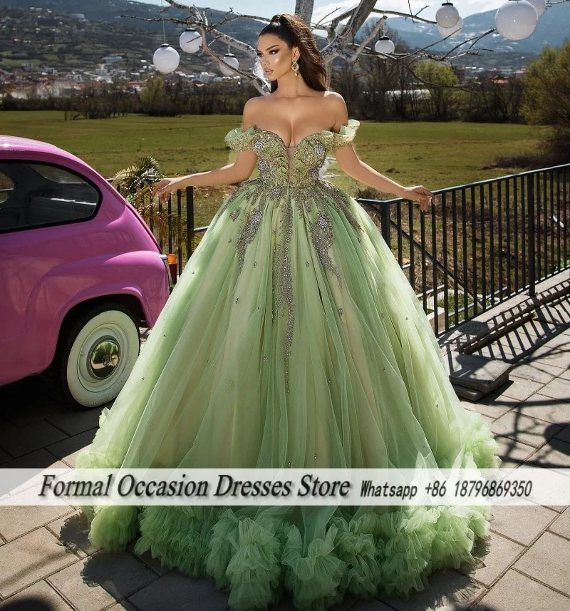 サガグリーンオフショルダーイブニングドレス絶妙なビーズアップリケフリルウエディングドレスウェディングパーティードレスコルセットカスタマイズ