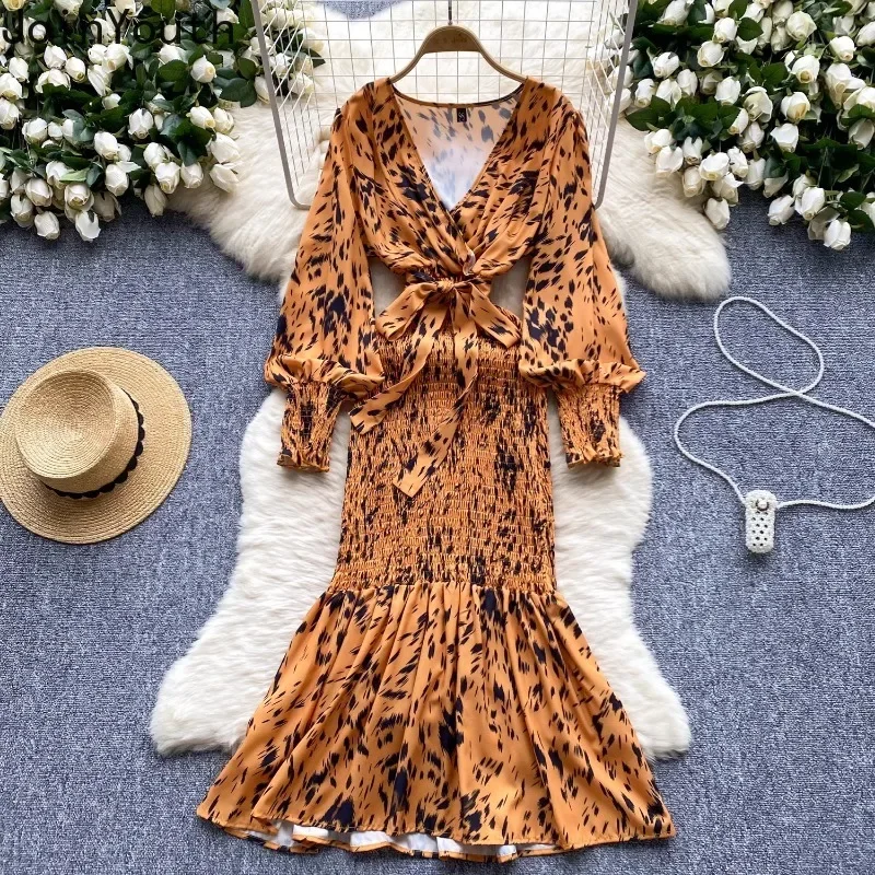 Vintage Woman Dress V-neck Lantern Sleeve Temperament Robe Femme Tunic Folds Bodycon Print Maxi Dresses 2024 Vestidos De Mujer