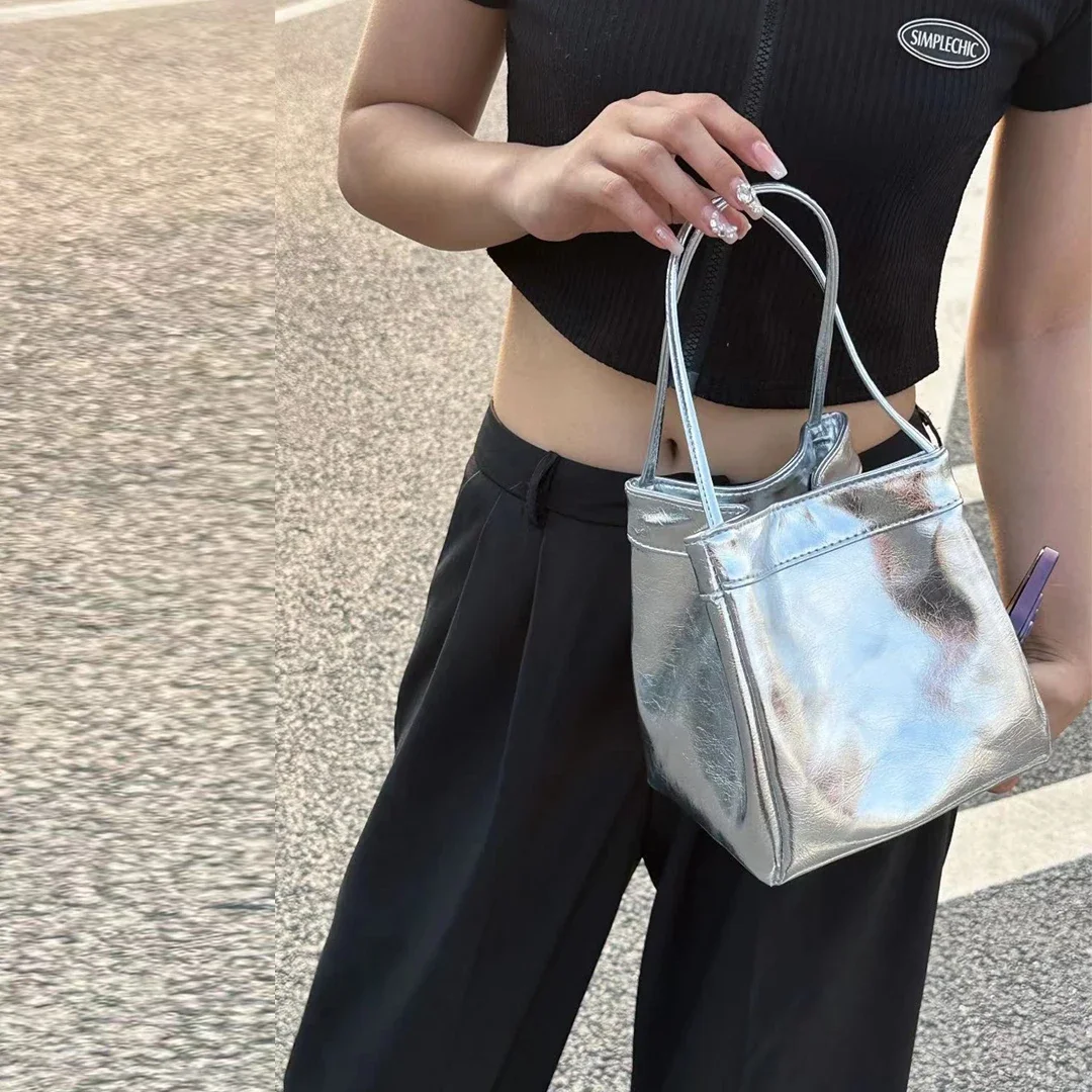 Silver Bucket Bag For Women 2025New Fashionable And Simple Lunch Box Bag Niche Western-style Texture Hand-held Small Bag